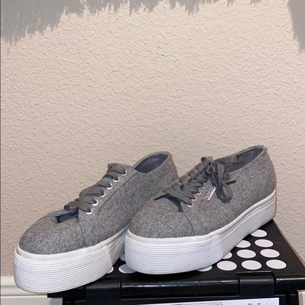 SUPERGA size 9
